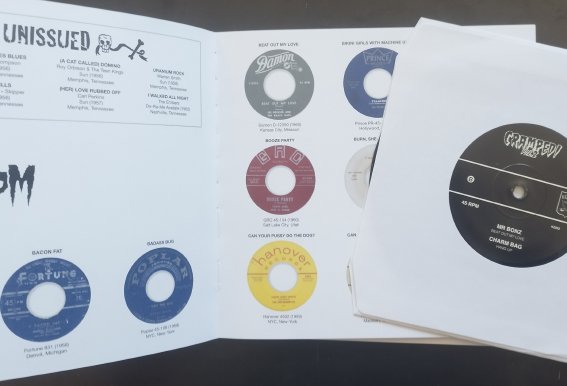 7-cramps-kizmiaz-vol-2-songs-the-lord-d 7" + Book of CRAMPS - Kizmiaz